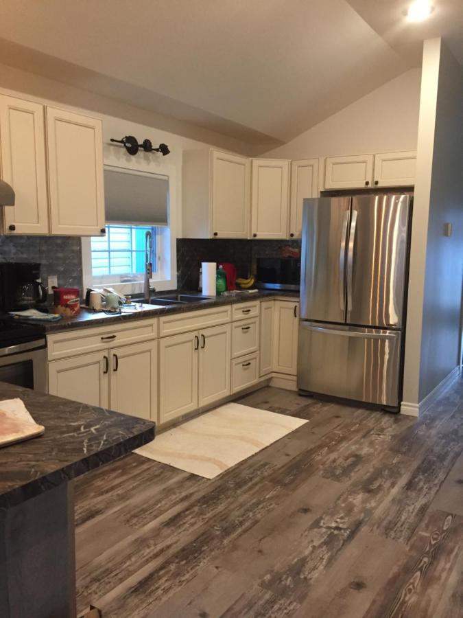 Sandy Cove Cottage Кристал Бийч Екстериор снимка