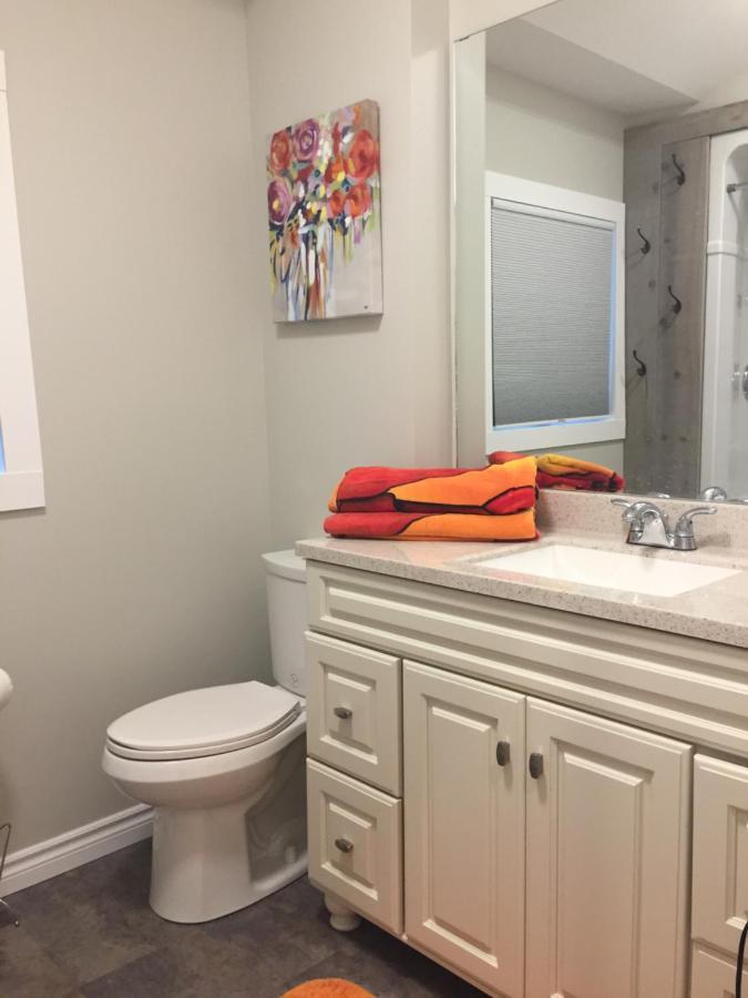 Sandy Cove Cottage Кристал Бийч Екстериор снимка